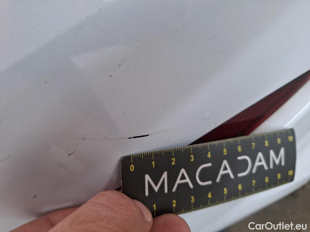  Audi  Q3 AUDI  / 2018 / 5P / SUV 45 TFSI E 245 S TRONIC S LINE #9