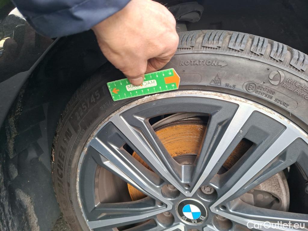  Bmw  Serie 1 Série 1 Berline 116 d Lounge 1.5 115CV BVA7 E6d #23