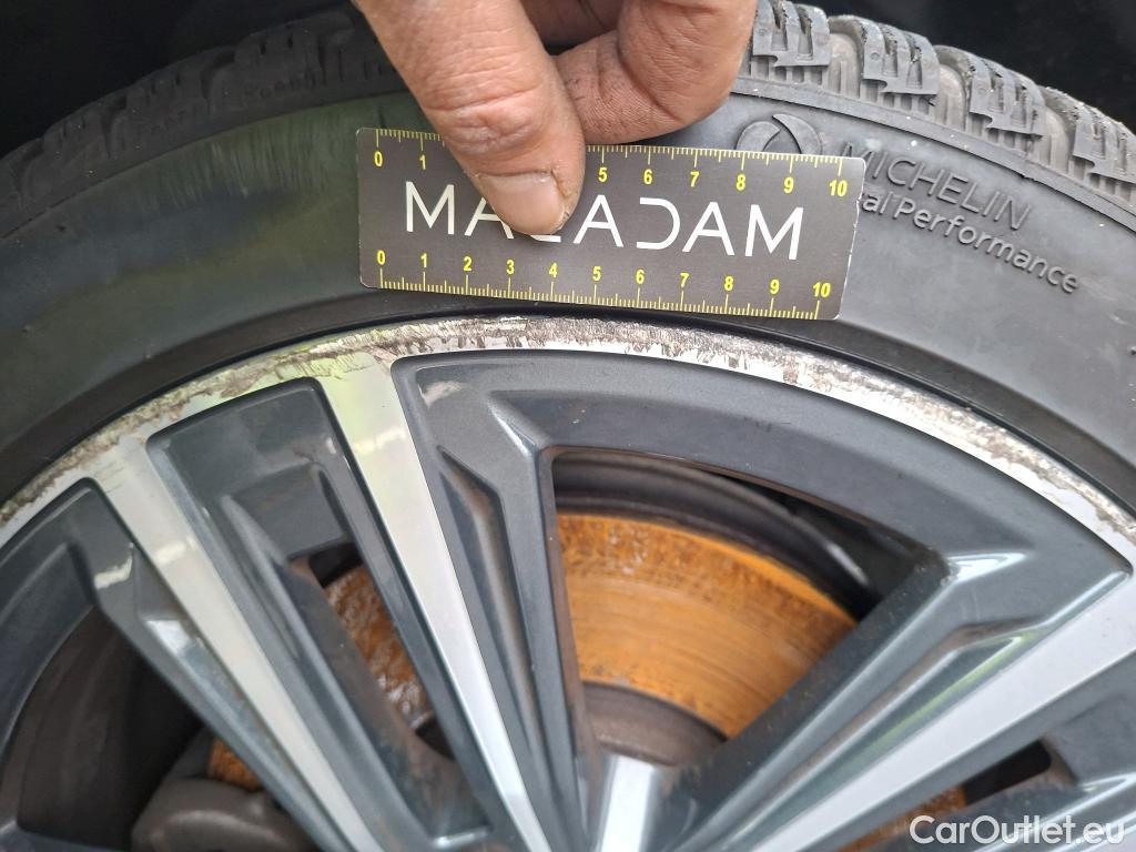  Bmw  Serie 1 Série 1 Berline 116 d Lounge 1.5 115CV BVA7 E6d #4