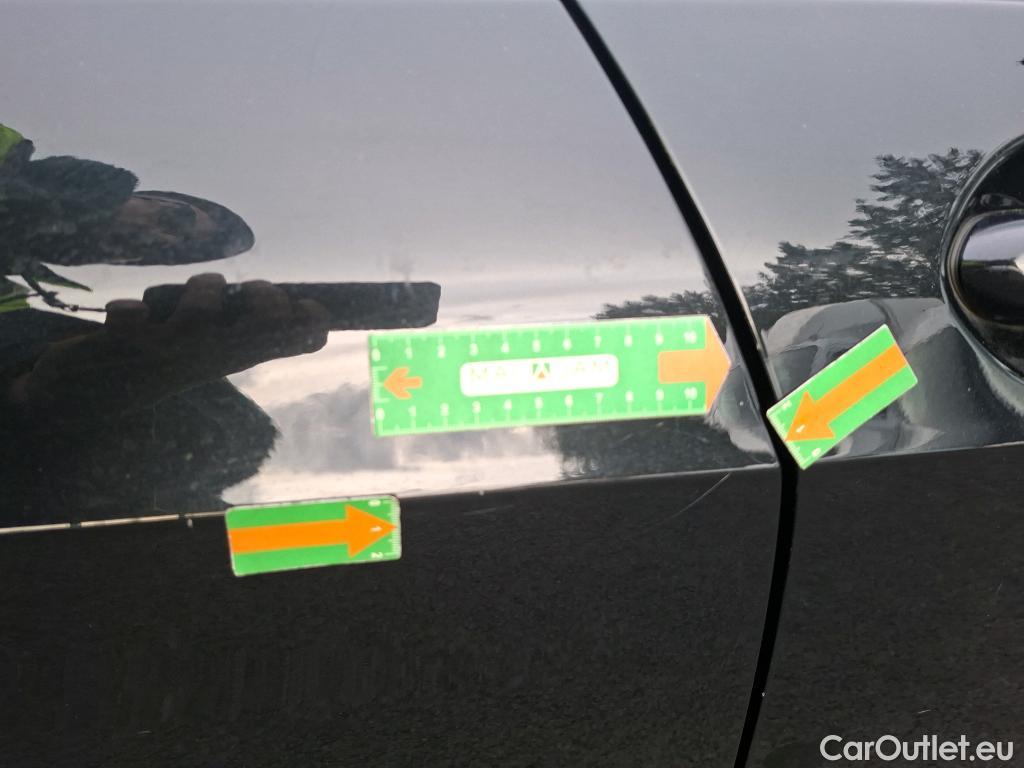  Bmw  Serie 1 Série 1 Berline 116 d Lounge 1.5 115CV BVA7 E6d #60