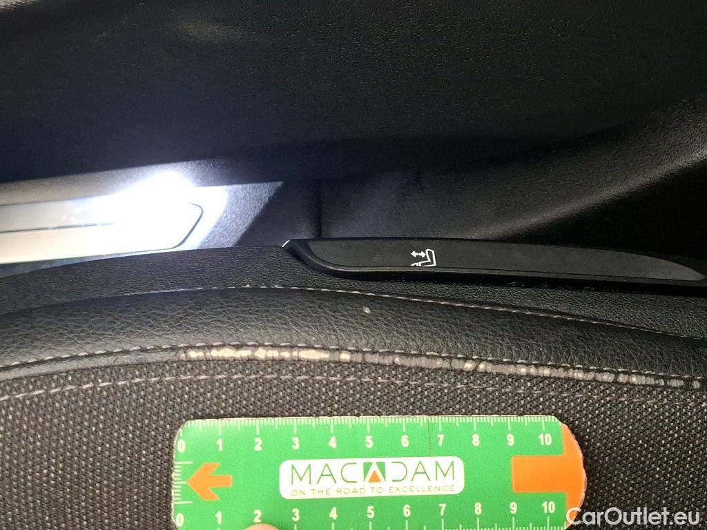  Bmw  Serie 1 Série 1 Berline 118 i Edition Sport 1.5 135CV BVA7 E6d #8