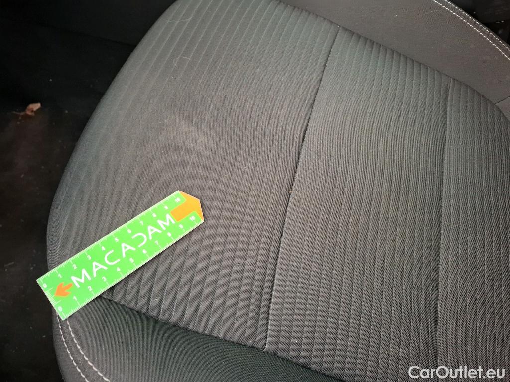  Ford  Kuga FORD  / 2019 / 5P / SUV 2.5 190 hybrid Flexifuel Pshift Titanium #13