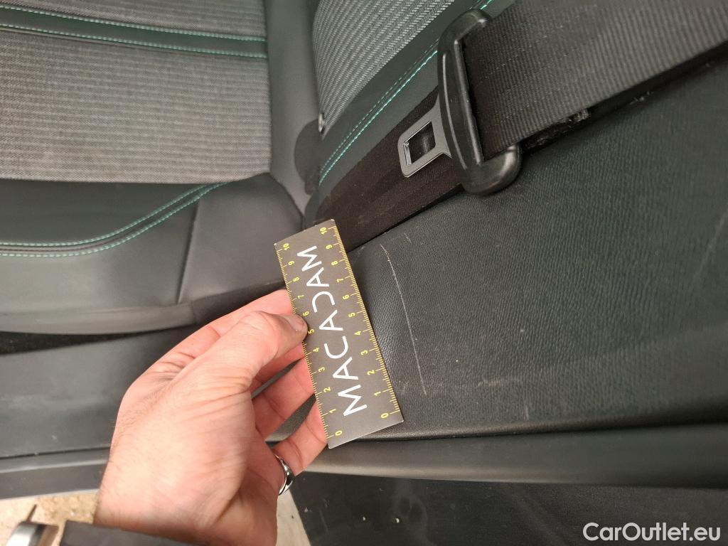  Peugeot  3008  Allure Pack 1.5 HDi 130CV BVA8 E6d #47