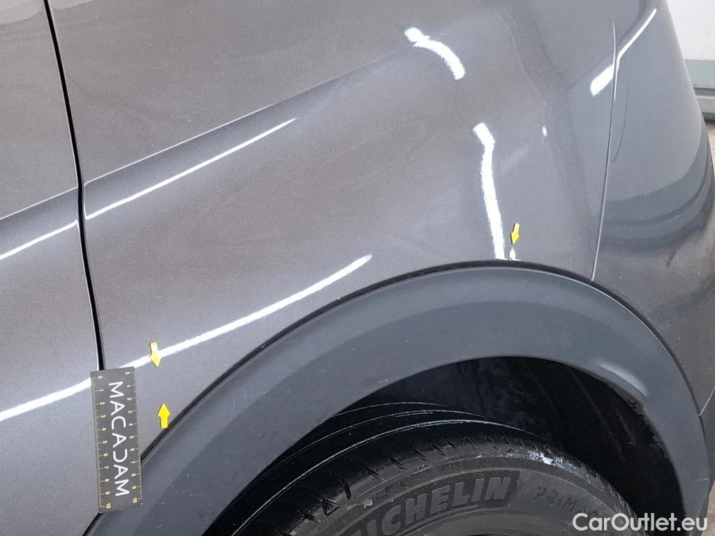  Peugeot  3008  Allure Pack 1.5 HDi 130CV BVA8 E6d #51