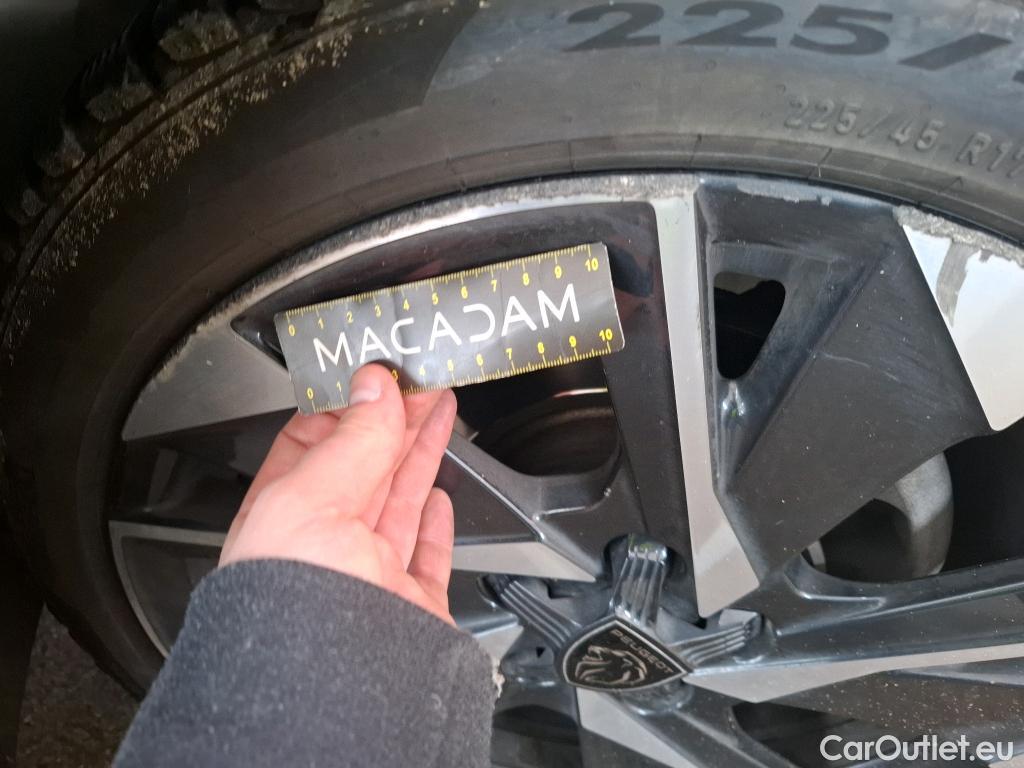  Peugeot  308  Allure Pack 1.2 PureTech 130CV BVA8 E6d #57