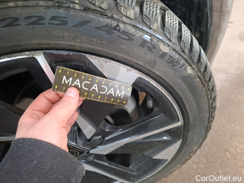  Peugeot  308  Allure Pack 1.2 PureTech 130CV BVA8 E6d #58