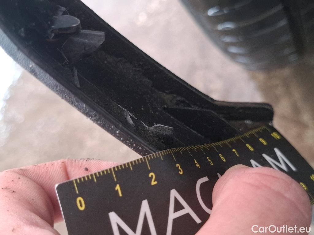  Peugeot  3008  Allure Pack 1.5 HDi 130CV BVA8 E6d #30