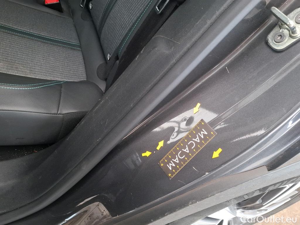  Peugeot  3008  Allure Pack 1.5 HDi 130CV BVA8 E6d #13