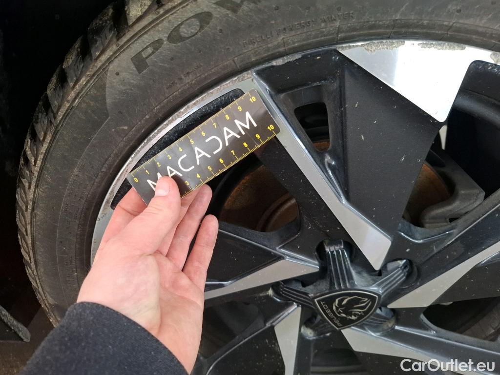  Peugeot  308  Allure Pack 1.2 PureTech 130CV BVA8 E6d #49