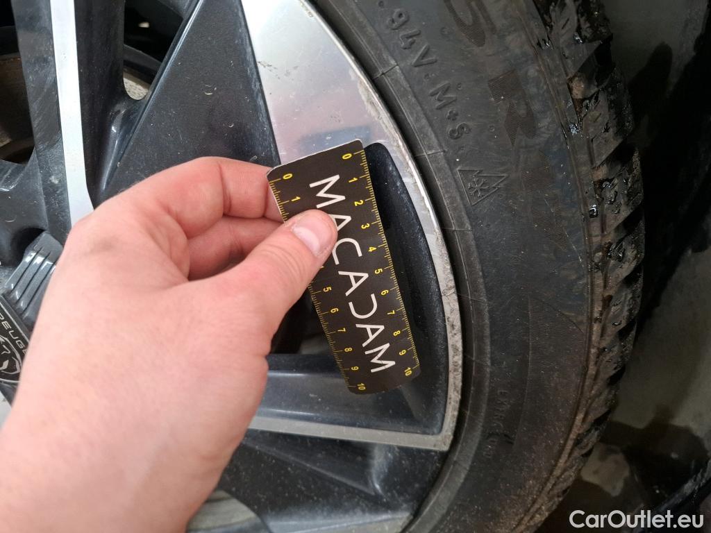  Peugeot  308  Allure Pack 1.2 PureTech 130CV BVA8 E6d #53