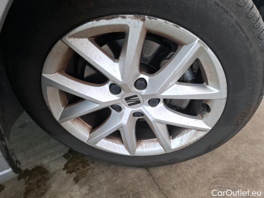  Seat  Leon SEAT  Sportstourer / 2020 / 5P / Break 1.0 eTSI 110 DSG S&S Style Business #45