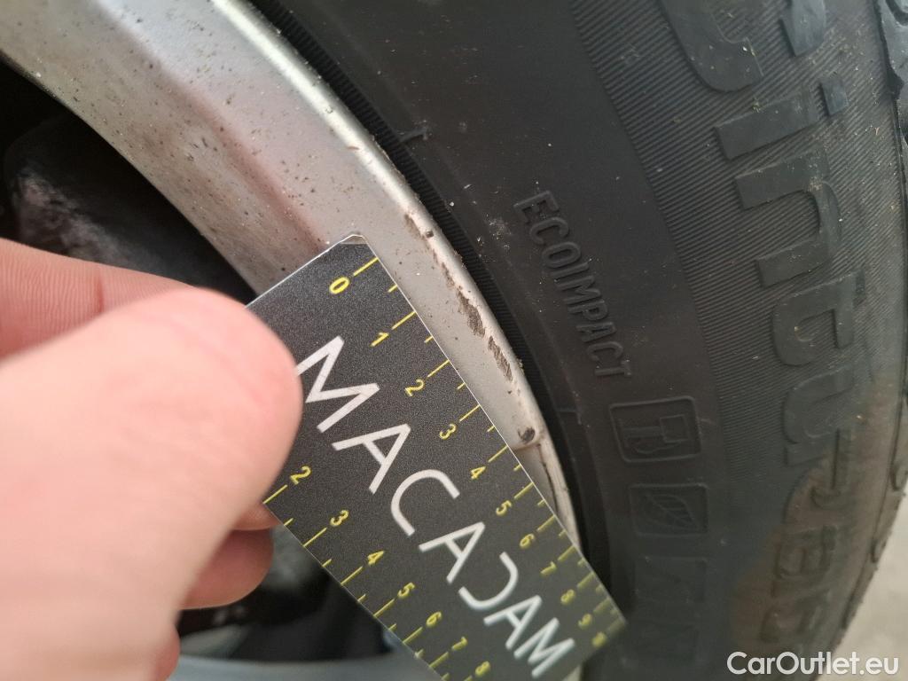  Seat  Leon SEAT  Sportstourer / 2020 / 5P / Break 1.0 eTSI 110 DSG S&S Style Business #49