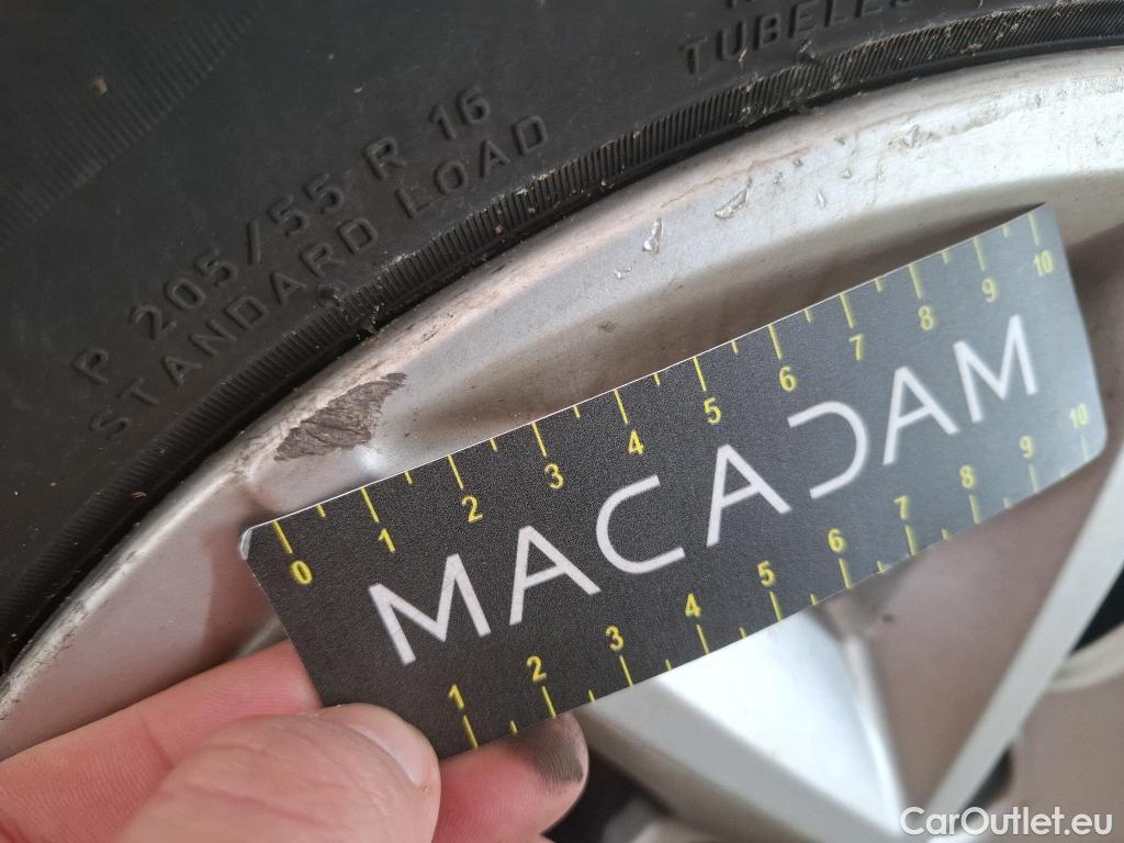  Seat  Leon SEAT  Sportstourer / 2020 / 5P / Break 1.0 eTSI 110 DSG S&S Style Business #41