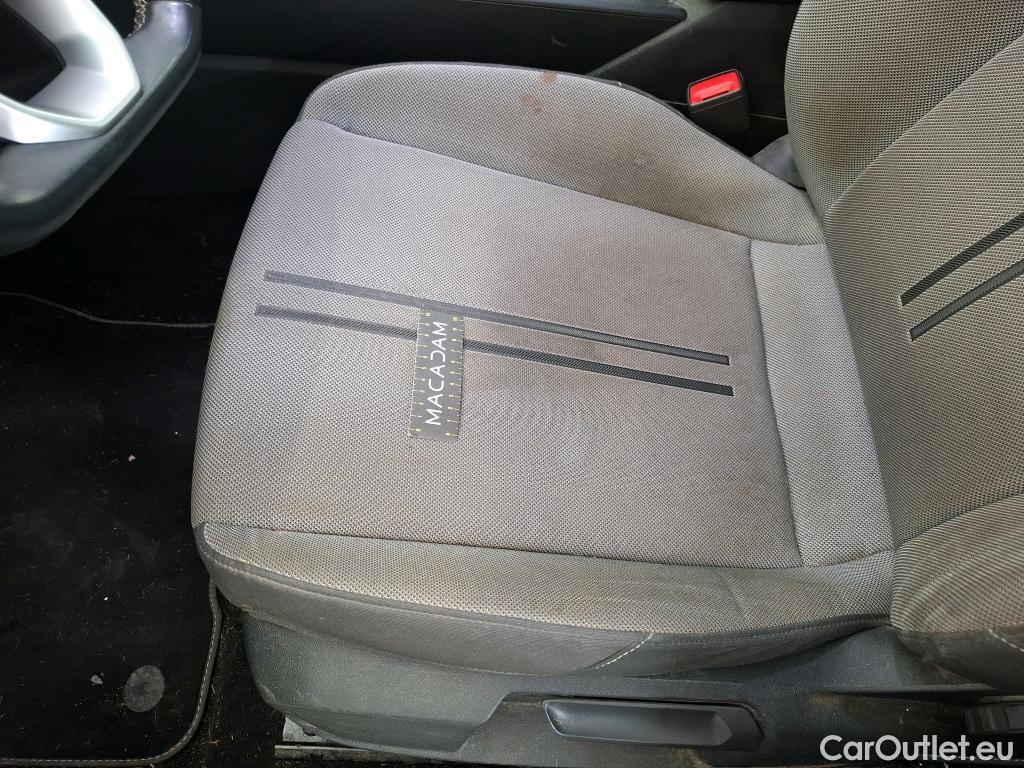  Seat  Leon SEAT  Sportstourer / 2020 / 5P / Break 1.0 eTSI 110 DSG S&S Style Business #72