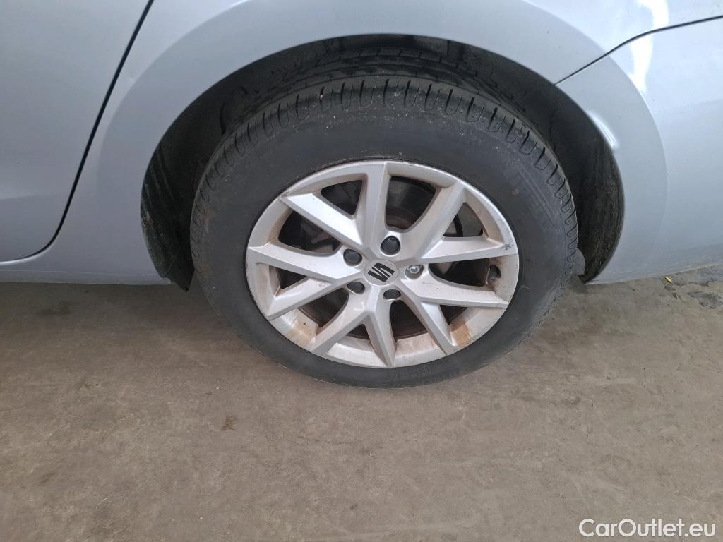  Seat  Leon SEAT  Sportstourer / 2020 / 5P / Break 1.0 eTSI 110 DSG S&S Style Business #38