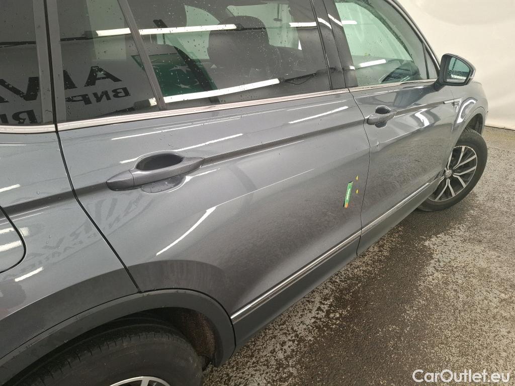  Volkswagen  Tiguan VOLKSWAGEN  Allspace / 2017 / 5P / SUV 2.0 TDI 150 DSG7 Confortline Business #15