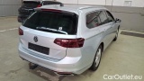  Volkswagen  Passat 2.0 TDI SCR DSG Elegance Variant #4