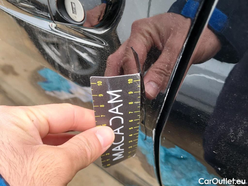  Peugeot  508 PEUGEOT  / 2018 / 5P / berlina con portón 5P Active Pack PureTech 130 S&S EAT8 #4