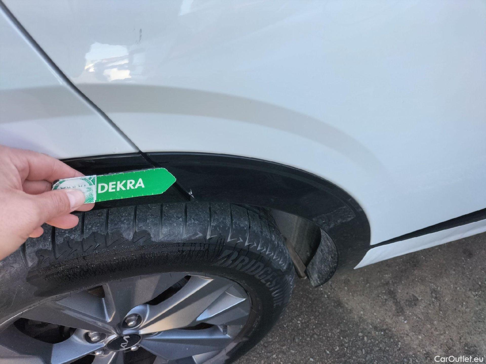  KIA  Sportage KIA  / 2022 / 5P / todoterreno 1.6 T-GDi HEV 171kW (230CV) GT-line 4X2 #47