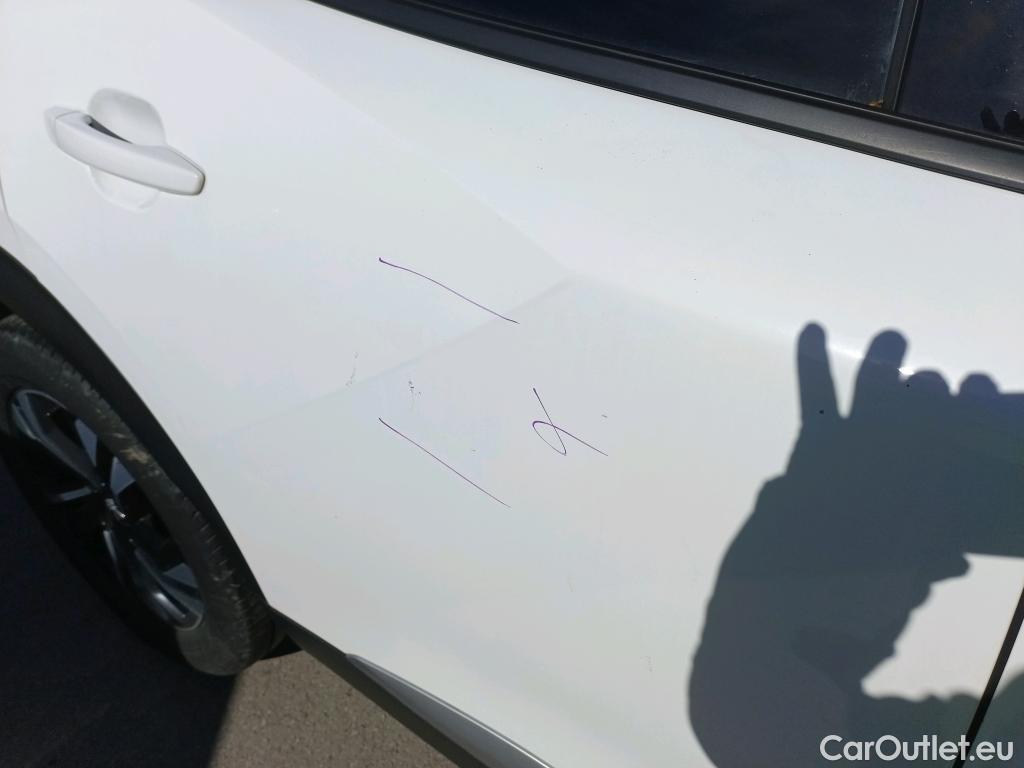  Peugeot  2008 PEUGEOT  / 2019 / 5P / todoterreno Allure Pack BlueHDI 81kW (110CV) #5