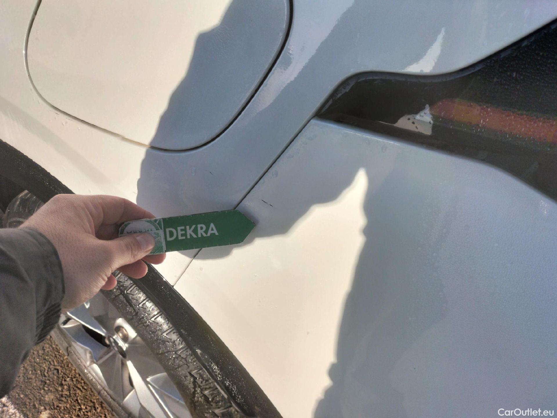  KIA  Sportage KIA  / 2022 / 5P / todoterreno 1.6 T-GDi HEV 171kW (230CV) GT-line 4X2 #35