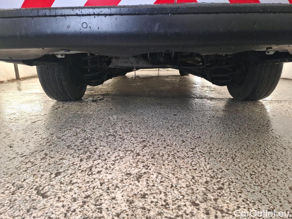  Citroen  Jumpy  Fourgon Club XL 2.0 BlueHDi 120CV BVM6 E6dT #23