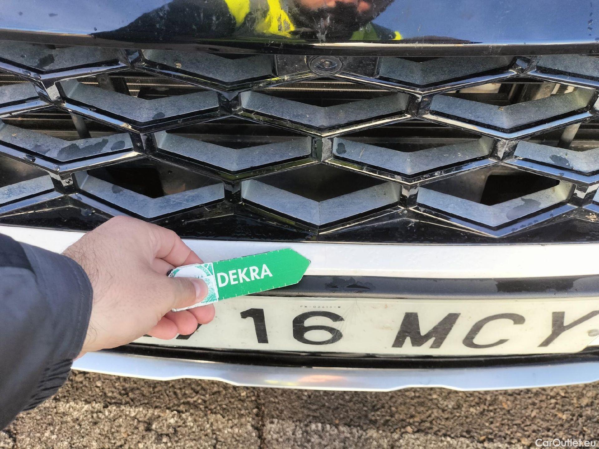  KIA  Sportage KIA  / 2022 / 5P / todoterreno 1.6 T-GDi HEV 171kW (230CV) GT-line 4X2 #9