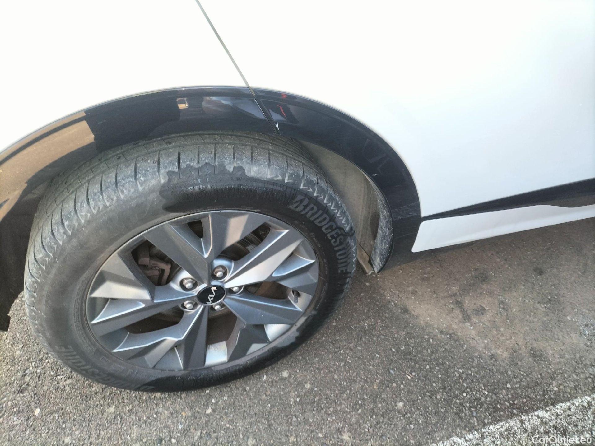  KIA  Sportage KIA  / 2022 / 5P / todoterreno 1.6 T-GDi HEV 171kW (230CV) GT-line 4X2 #48