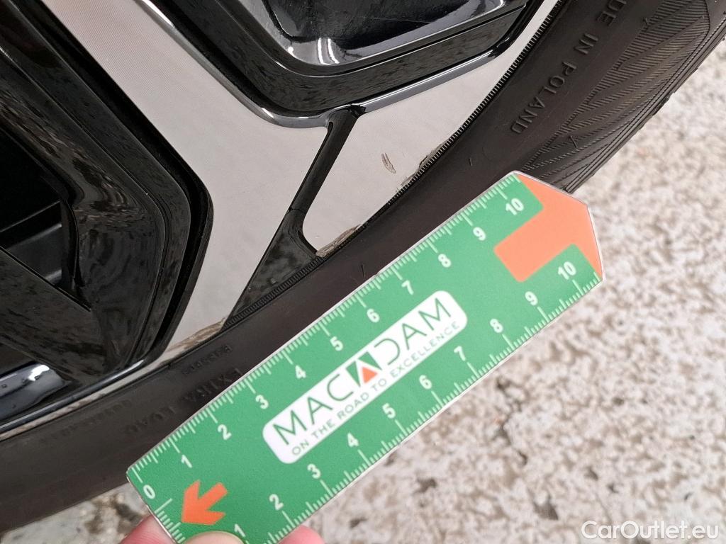  Citroen  C4  Berline Feel Pack 1.2 PureTech 130CV BVA8 6E #12