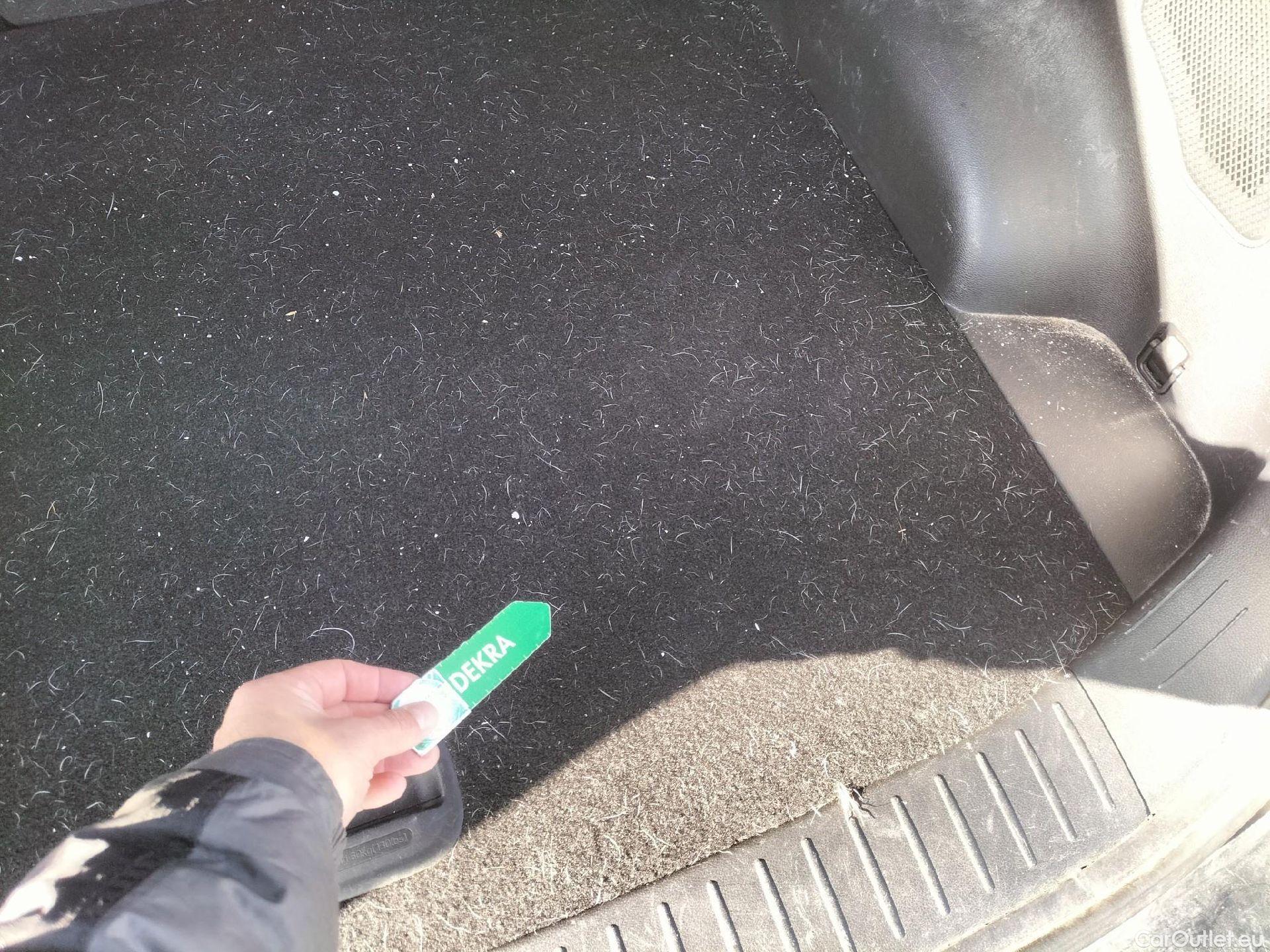  KIA  Sportage KIA  / 2022 / 5P / todoterreno 1.6 T-GDi HEV 171kW (230CV) GT-line 4X2 #44