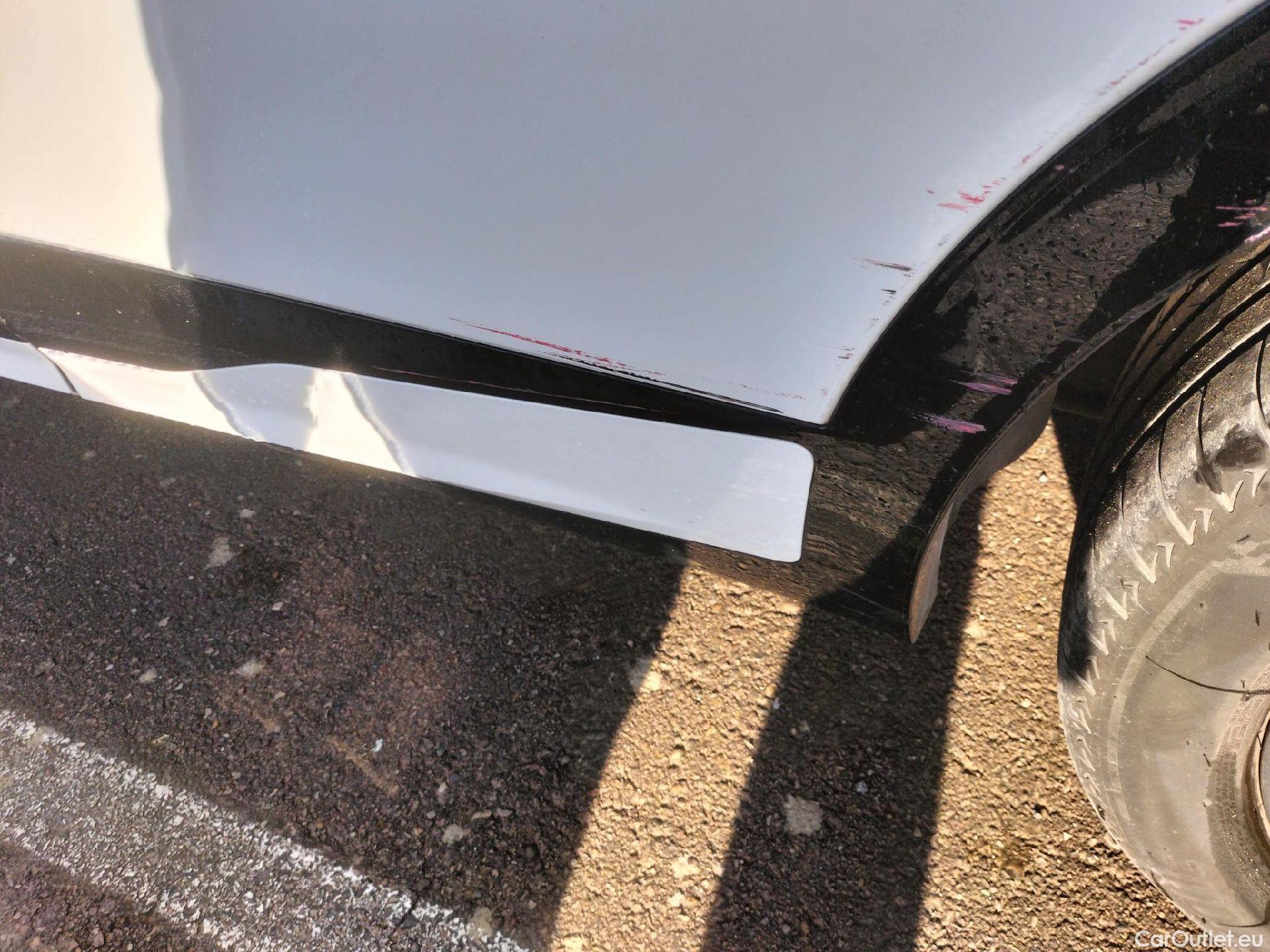  KIA  Sportage KIA  / 2022 / 5P / todoterreno 1.6 T-GDi HEV 171kW (230CV) GT-line 4X2 #29