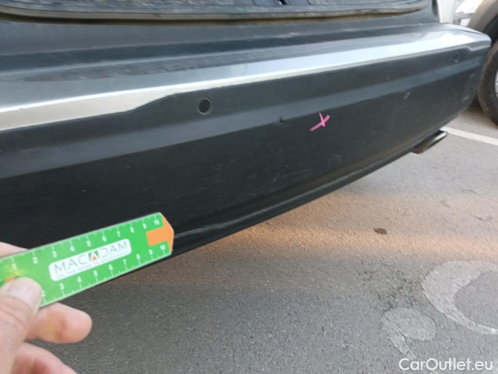  Peugeot  2008 PEUGEOT  / 2019 / 5P / todoterreno Allure BlueHDI 81kW (110CV) #15