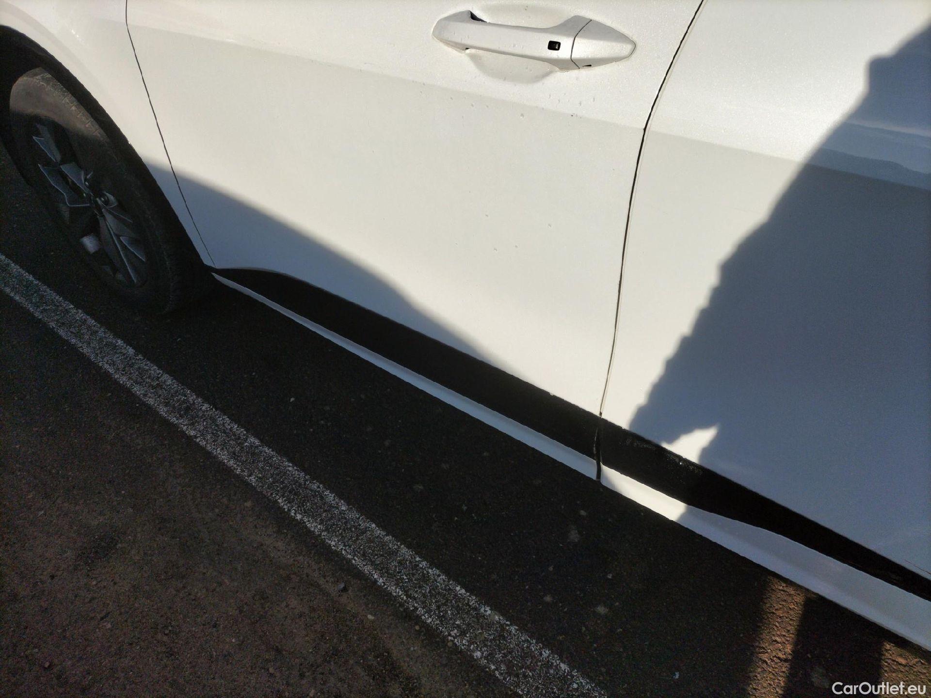  KIA  Sportage KIA  / 2022 / 5P / todoterreno 1.6 T-GDi HEV 171kW (230CV) GT-line 4X2 #22