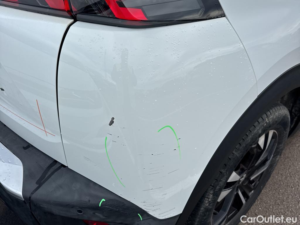  Peugeot  2008 PEUGEOT  / 2019 / 5P / todoterreno Allure BlueHDI 81kW (110CV) #21