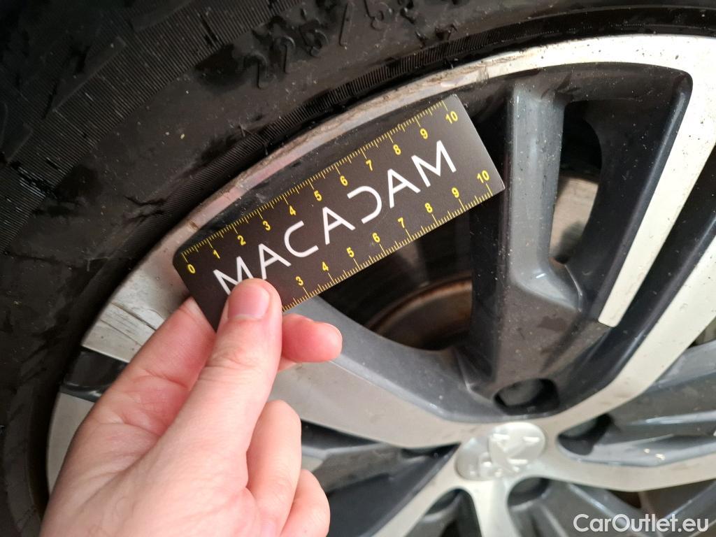  Peugeot  3008 PEUGEOT  / 2020 / 5P / SUV 1.6 HYBRID 225 E-EAT8 ROADTRIP(SP) #7