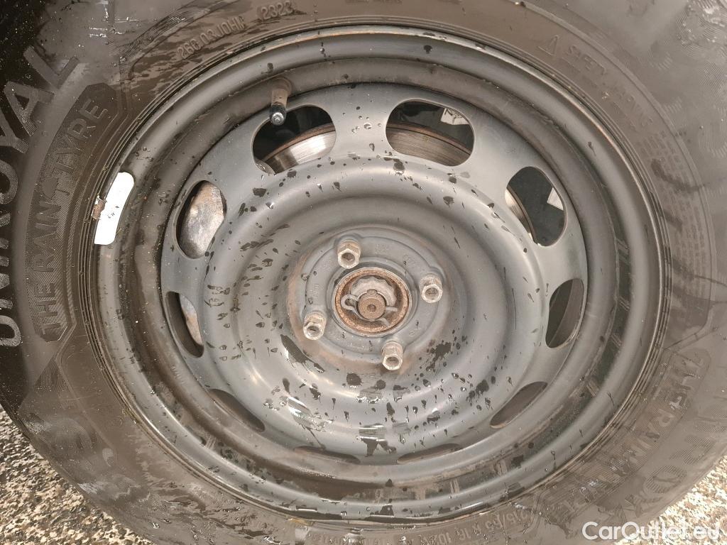  Peugeot  2008  Active Business 1.5 HDi 130CV BVA8 E6d #15