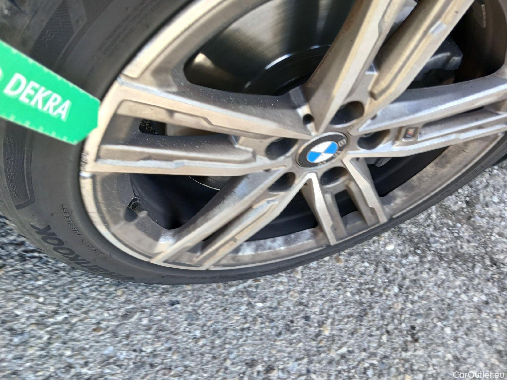  Bmw  Serie 1 BMW  / 2019 / 5P / berlina con portón 118i #35