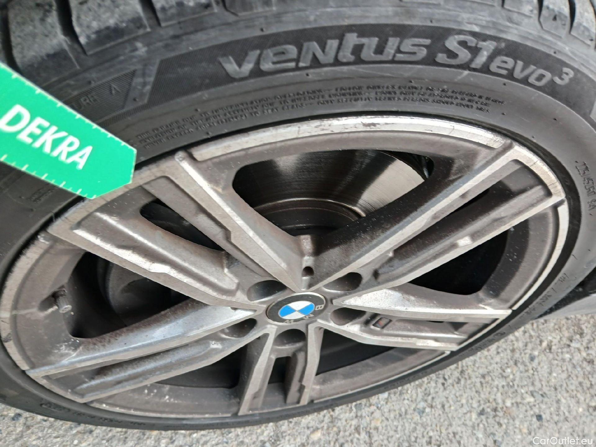  Bmw  Serie 1 BMW  / 2019 / 5P / berlina con portón 118i #9