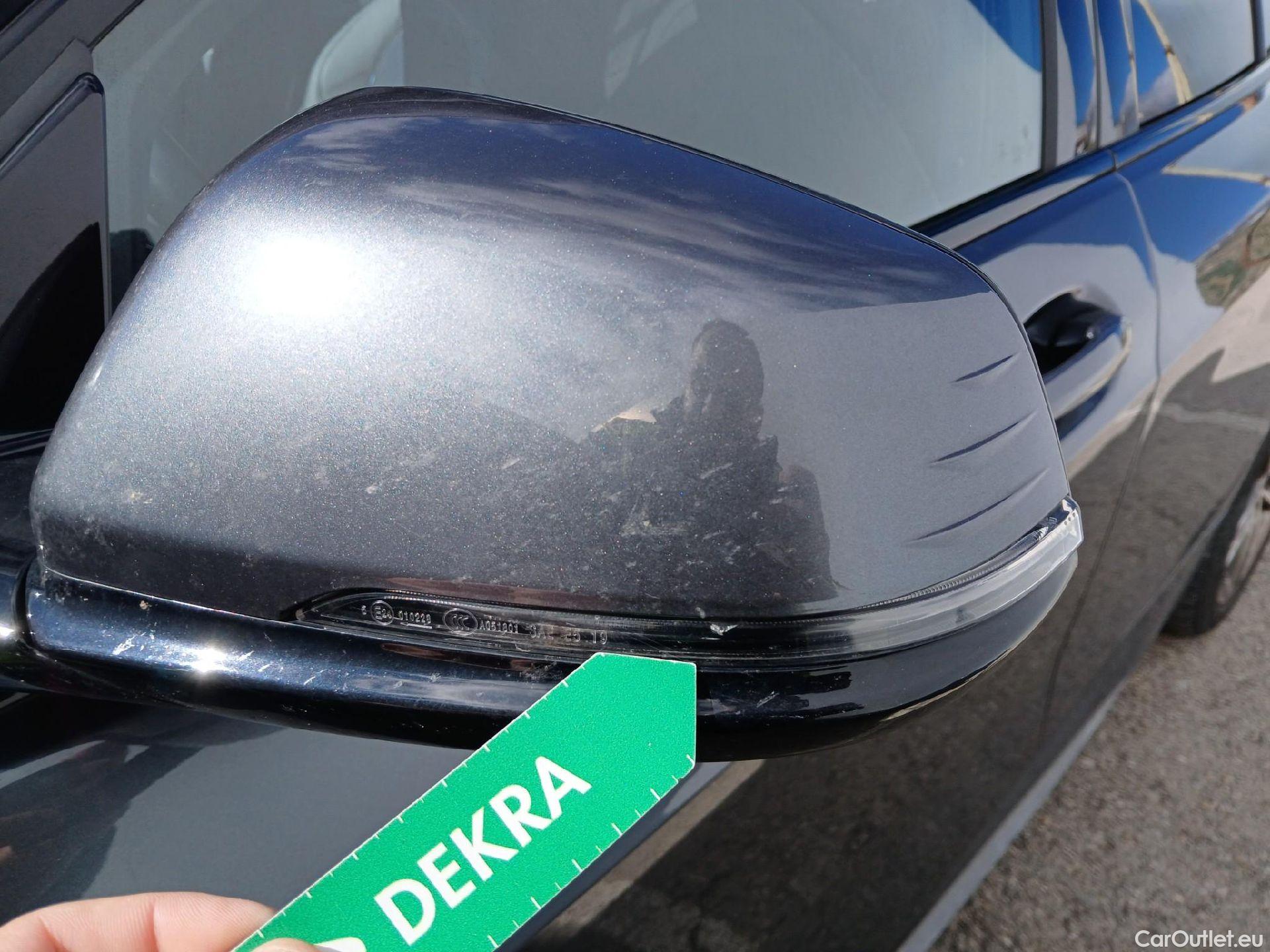  Bmw  Serie 1 BMW  / 2019 / 5P / berlina con portón 118i #10