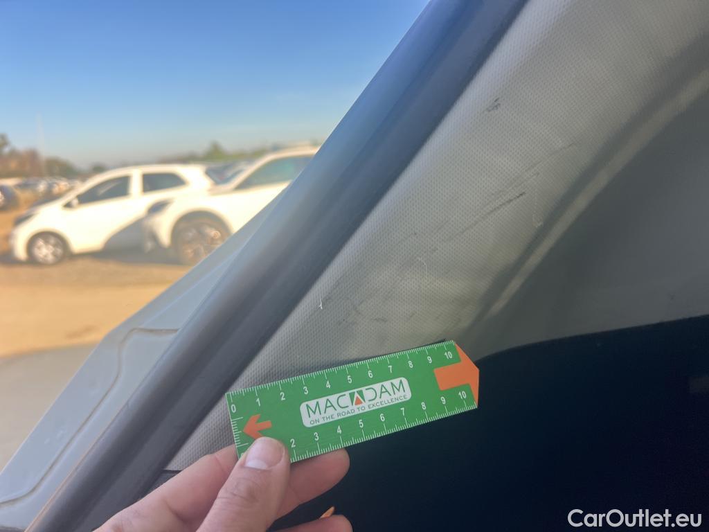  KIA  Sportage KIA  / 2018 / 5P / todoterreno 1.6 MHEV Concept 85kW (115CV) 4x2 #8