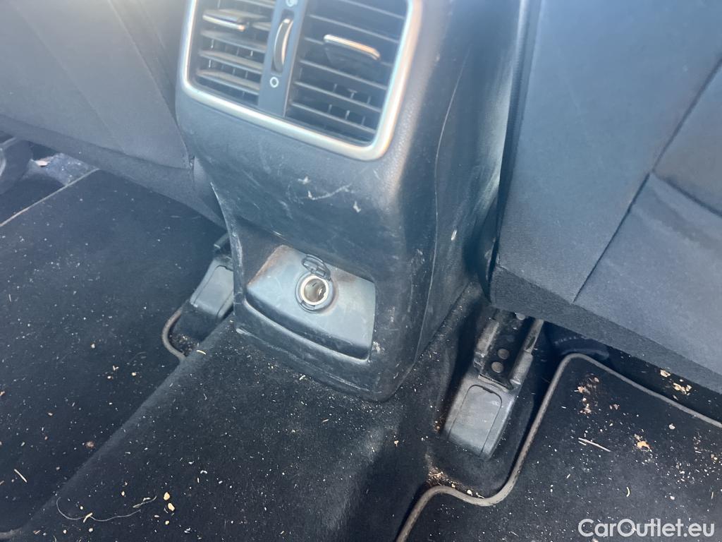  KIA  Sportage KIA  / 2018 / 5P / todoterreno 1.6 MHEV Concept 85kW (115CV) 4x2 #3