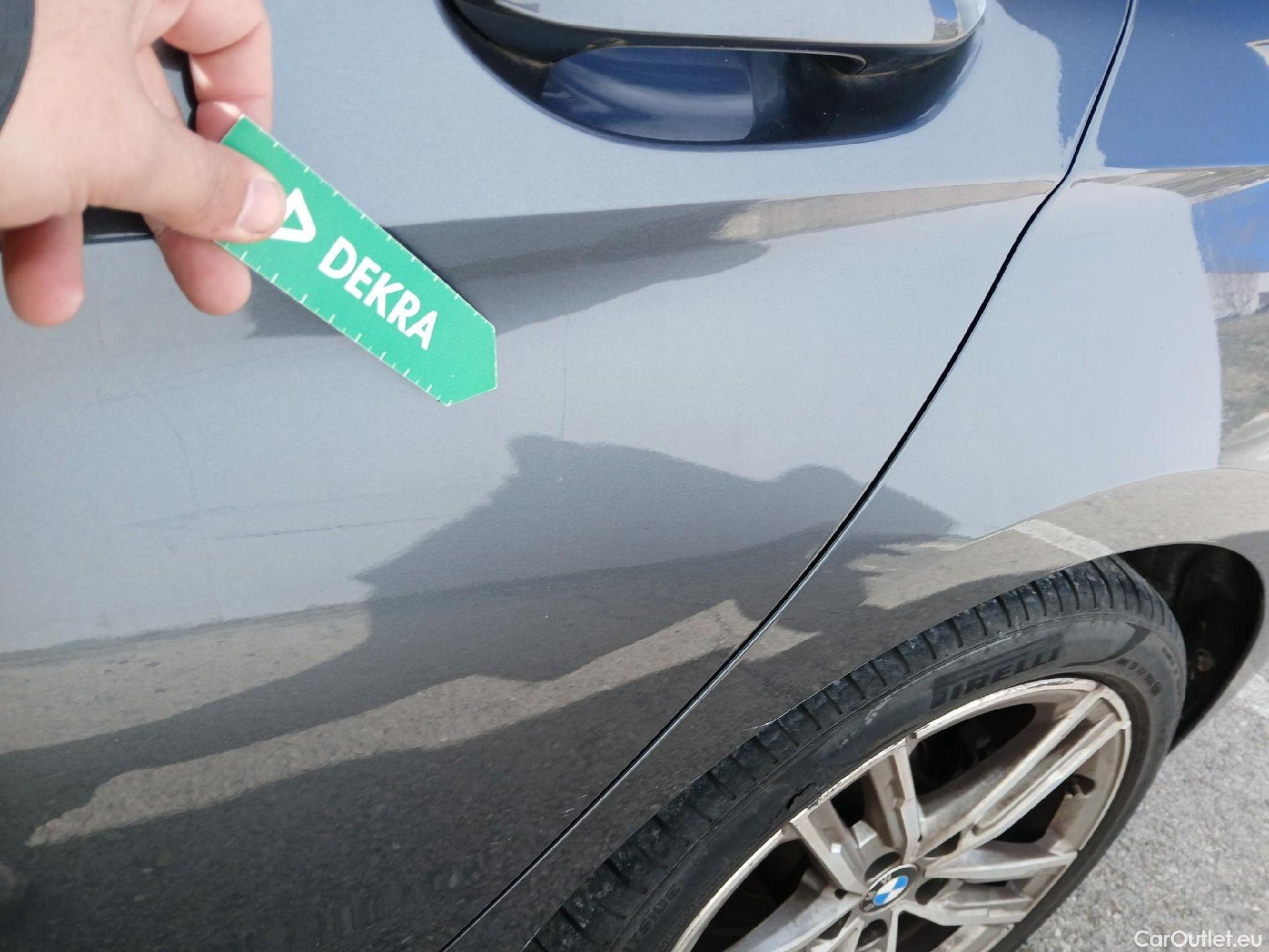  Bmw  Serie 1 BMW  / 2019 / 5P / berlina con portón 118i #14