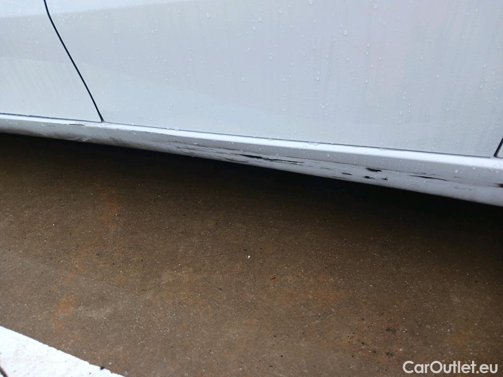  Mercedes  A-Klasse MERCEDES-BENZ Clase A / 2018 / 5P / berlina con portón A 180 d #5