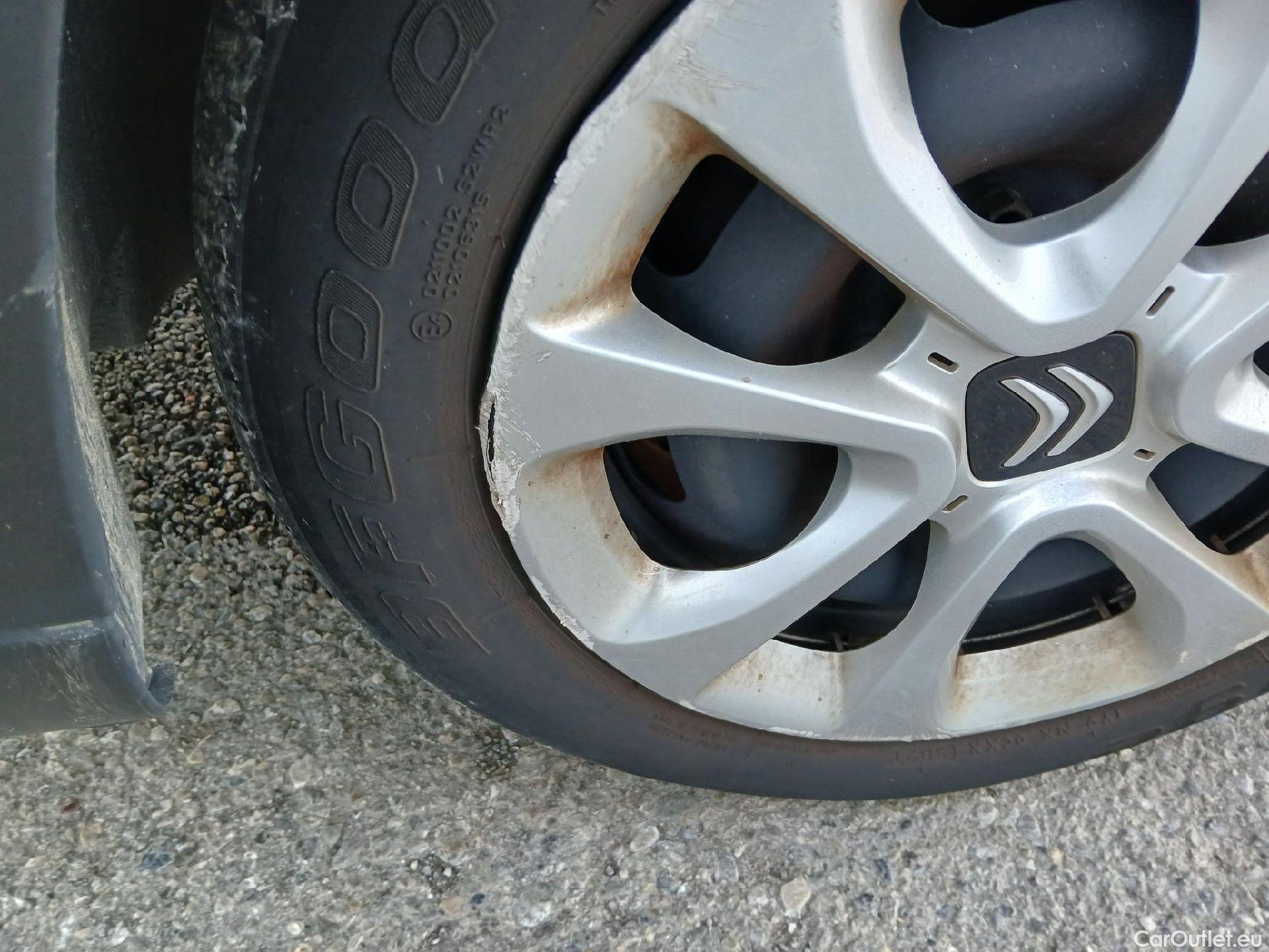  Citroen  C3 CITROEN  / 2020 / 5P / berlina con portón BlueHDi 75KW (100CV) S&S Live Pack #9