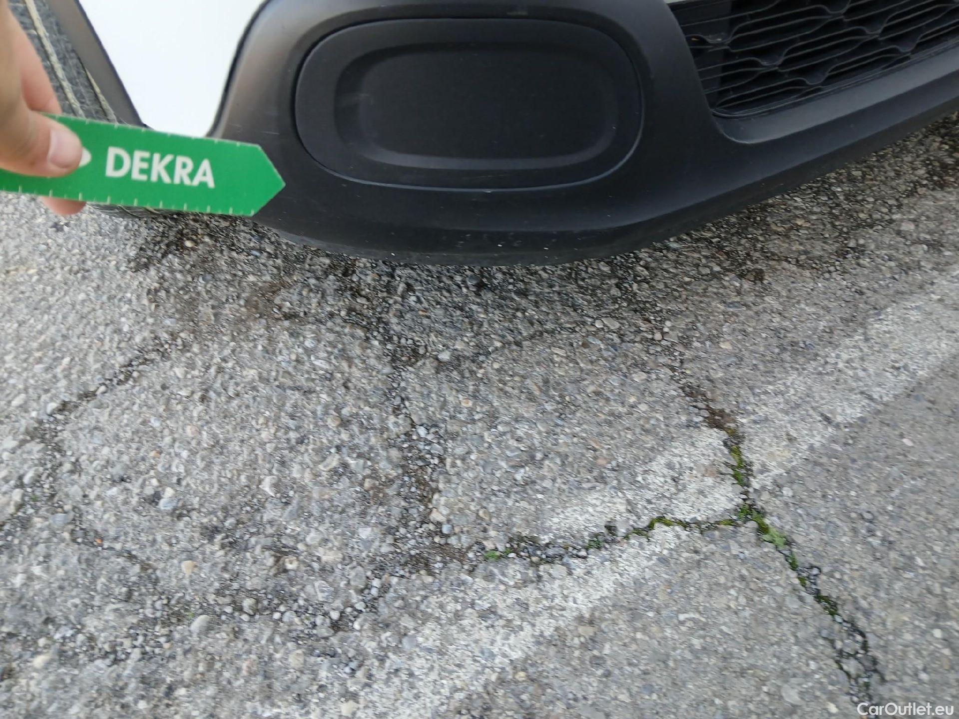  Citroen  C3 CITROEN  / 2020 / 5P / berlina con portón BlueHDi 75KW (100CV) S&S Live Pack #7