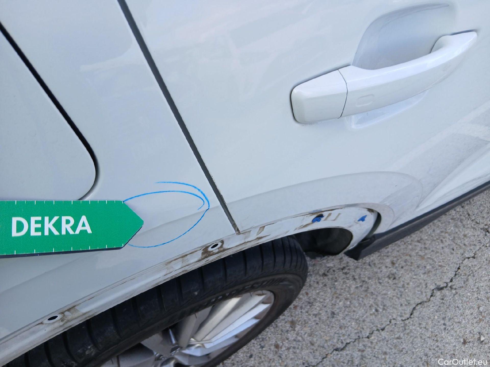  Audi  Q2 AUDI  / 2016 / 5P / todoterreno Design 30 TFSI 85kW (116CV) #22