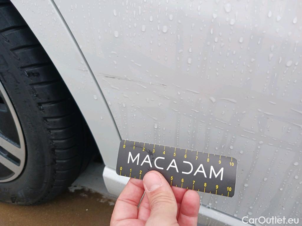  Mercedes  A-Klasse MERCEDES-BENZ Clase A / 2018 / 5P / berlina con portón A 180 d #18