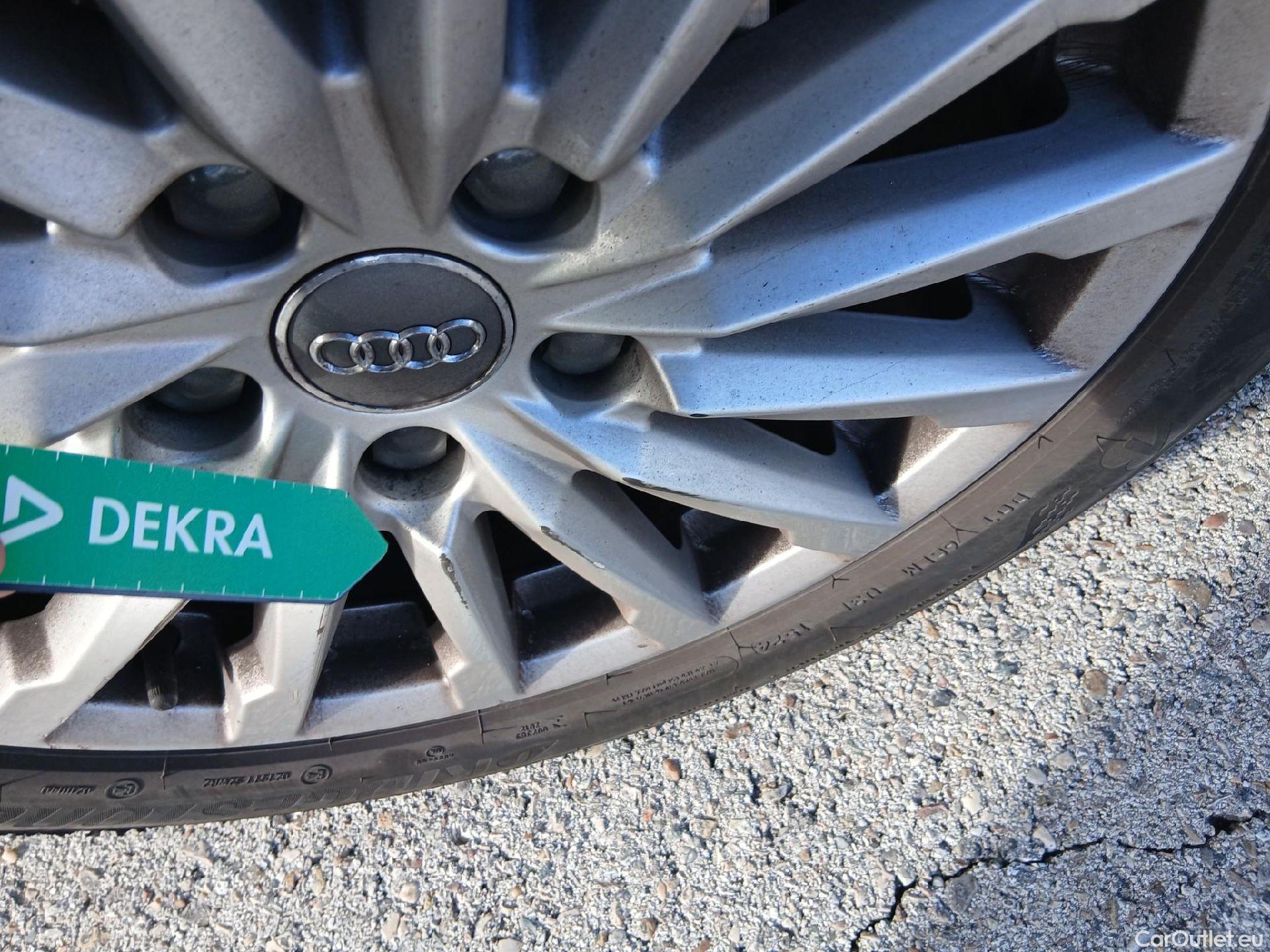  Audi  Q2 AUDI  / 2016 / 5P / todoterreno Design 30 TFSI 85kW (116CV) #6