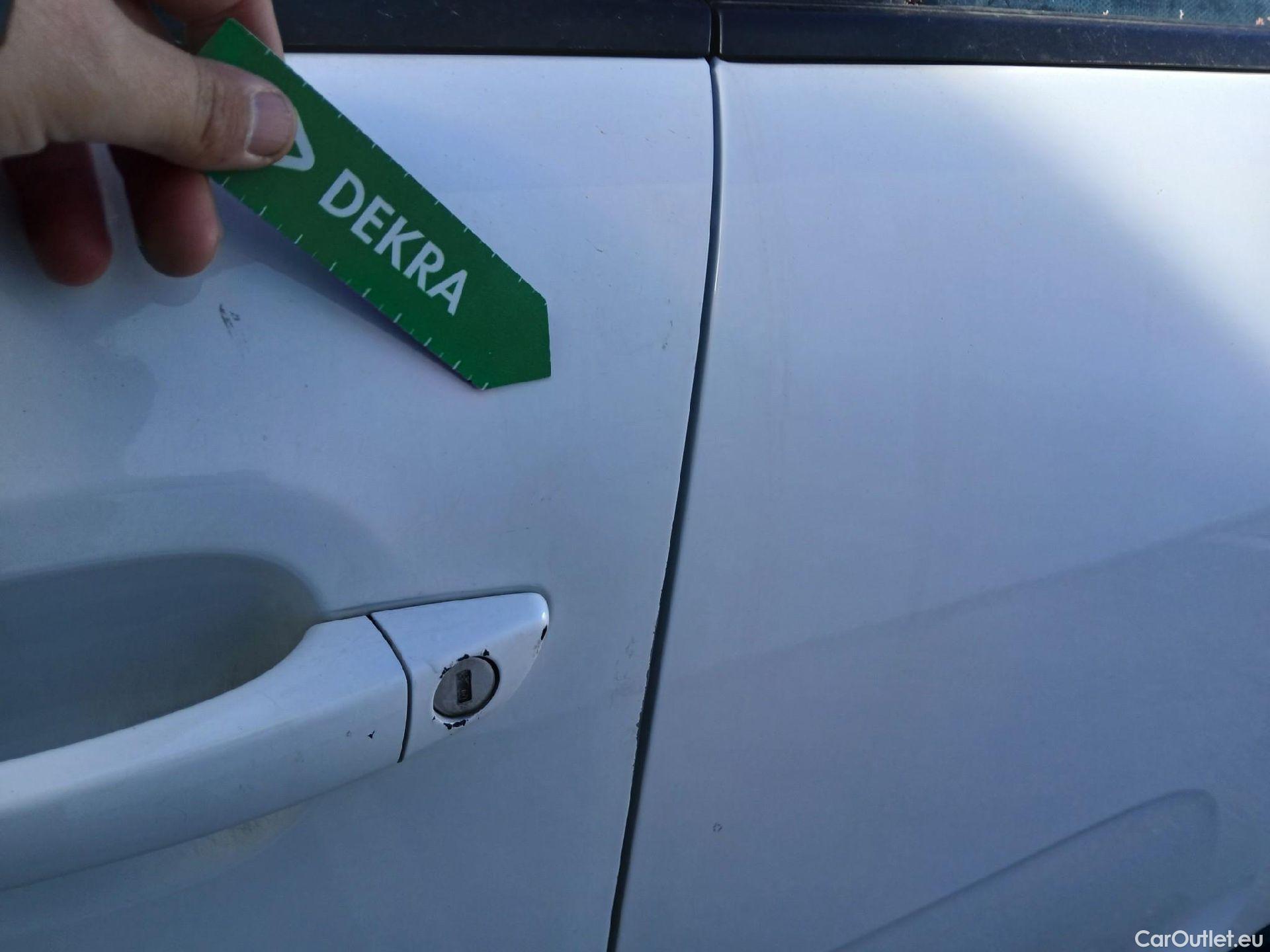  Citroen  C3 CITROEN  / 2020 / 5P / berlina con portón BlueHDi 75KW (100CV) S&S Live Pack #10