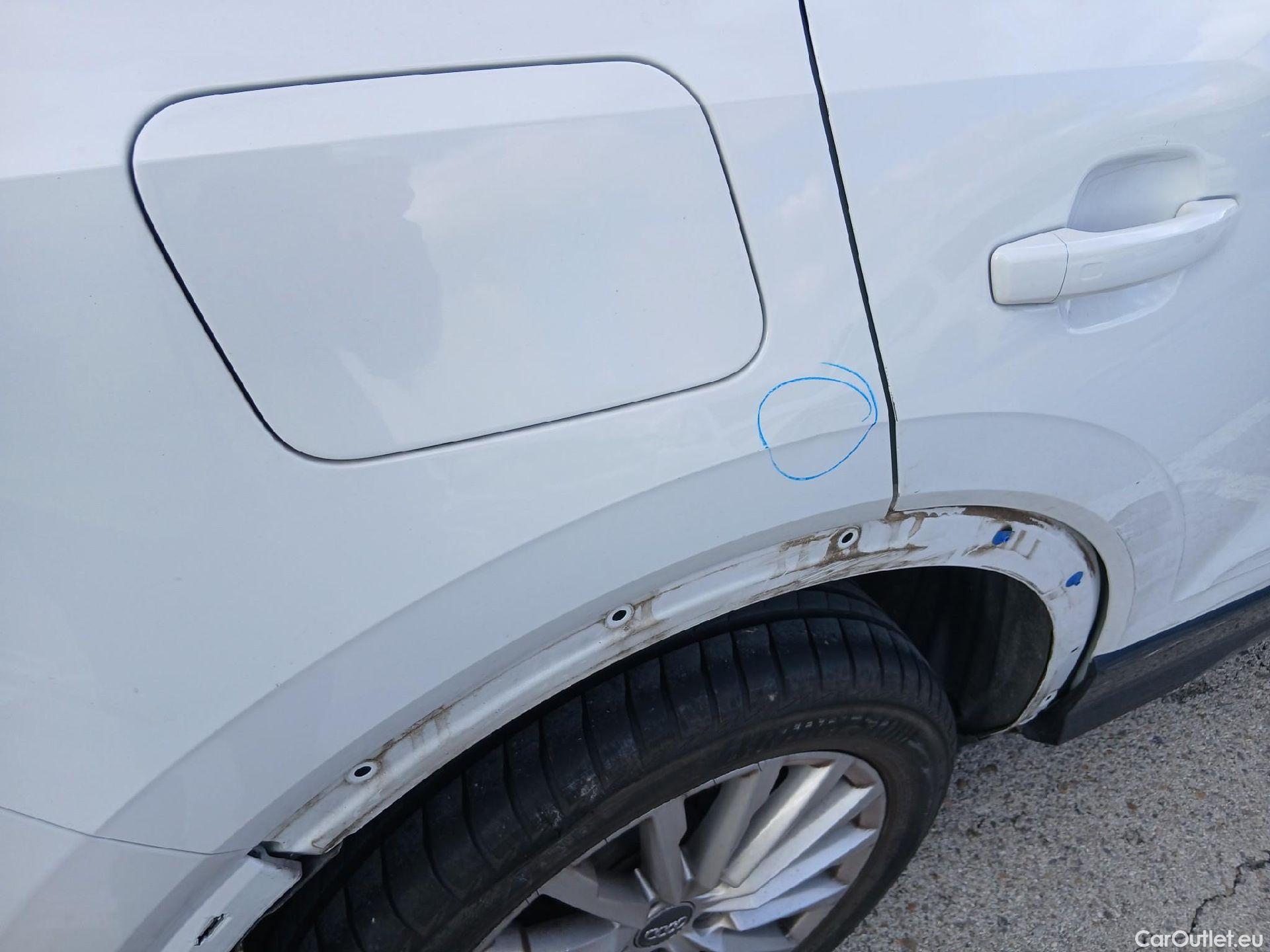  Audi  Q2 AUDI  / 2016 / 5P / todoterreno Design 30 TFSI 85kW (116CV) #23